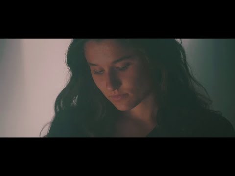 Bagossy Brothers Company - Táncolj Ildi! (Official Video)