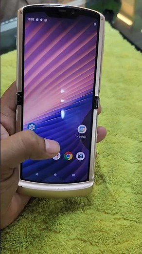 Motorola Razr Flip 2025 ! Budget Foldable Beast! #gadgets #motorazr
