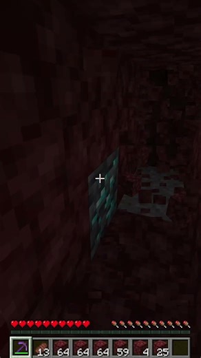 Is there something wrong with my world? 🤨 #minecraft #gaming #shorts