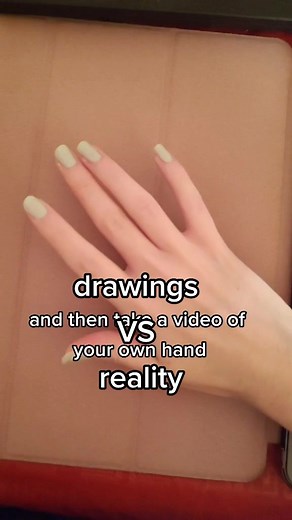 Drawings vs reality 🤔 what's your opinion? #art #drawing #draw #draws #illustration #artist #artista #disegno #procreate
