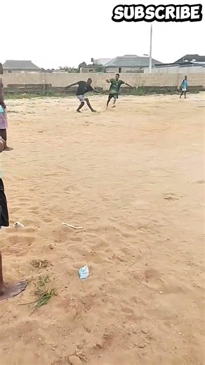 #football #streetfootball #footballskills #soccer #africanfootball #footballshorts #footballvibes