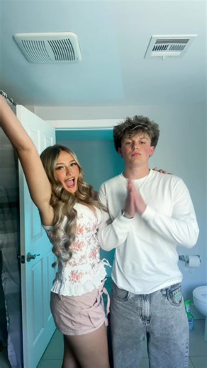 @izabelamarie Mansion Party Transition @Ryder #influencer #transition #blowthisup #fyp #ootd