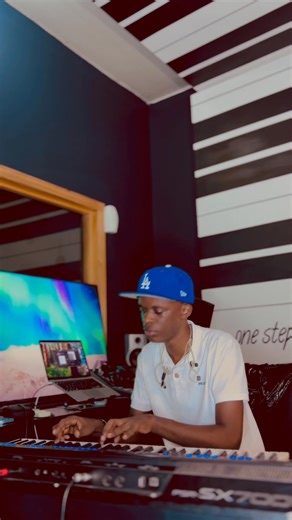 30K views · 4.3K reactions | 拾拾拾️️️Mumajambo Make Udahengamye Uhagaze hehe uyumusi wewe??️️ kuri Commentaires Ijana Gusa nce ndabongera iyindi Surprise 辰辰辰辰拾拾拾拾拾拾 abantu banje Twigumire kuri code Promo JOELL257 maze Twironkere bonus ya200% hamwe na 1XBET ✅ Twese dufyonde hano kuriyi Link:  https://bit.ly/3GxsZ9d ❤️❤️❤️ | Joell Houghton | Facebook