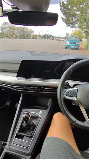 For a new driver, trying to find gears whilst on the move and looking up at the road can be tricky. This is a really helpful video on the best way to position your hand on the gear stick to be as accurate as possible and avoid any mishaps. | RWS Driver Training