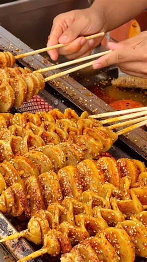 以为长胖但实际很健康的食物 ：烤面筋卤鸭掌麻辣烫，全是爱吃的