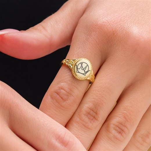 No Kings Symbol Ring, Anti Trump Jewelry, Political Statement Ring, No Kings Rally Apparel, Activist Feminist Gift, Freedom Message Ring - Etsy