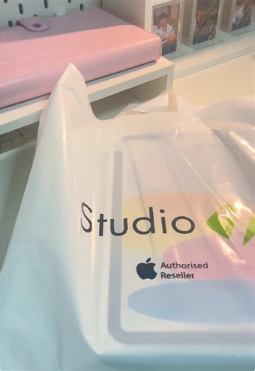 Unboxing the New iPad: Features and First Impressions