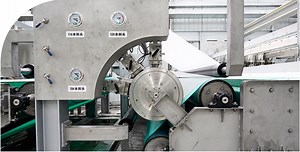 [Hot Item] Industrial Raw Materials Made in China Wood Pulp Composite Spunlaced Fabric