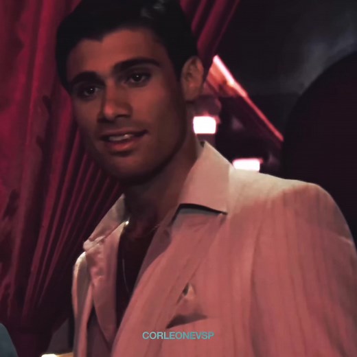 Al Pacino's Iconic Diva Moments in Scarface