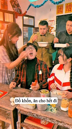 The old-fashioned school lunch style: