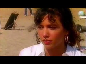 Susanna Hoffs & Tamar Hoffs - Interview, Malibu, CA, 10/6/86