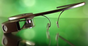 Google Glass will keep working on iOS as companion app updated w/ 64-bit support for iOS 11 - 9to5Mac