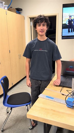 Toll Gate on Arduino with pir motion sensor