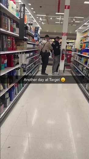 Man gets arrested at Target 😩