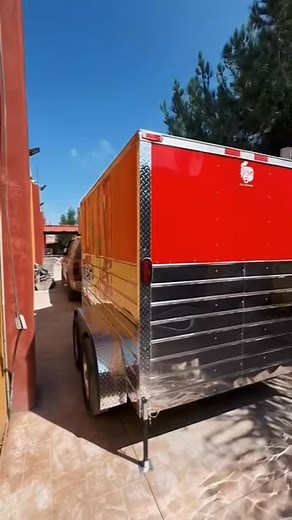 🚨¡LAS ÚNICAS TRAILAS QUE ESTÁN HECHAS POR GALLEROS EXPERTOS!! 🚨 Conocemos bien el juego y sabemos exactamente lo que tu próxima TRAILA necesita! 😎 ¡Síguenos en Redes Sociales! Facebook | Instagram @trailas.remolques.benitez #trailas #remolques #gallos #gallera #transporte #renta #venta #acabadosdelujo #acondicionados #gallofino #galloway #gallo #gallicultura #gallossanos #gallosconcasta #criadores #ranchosanjuan #crianza #primeradivision #altonivel #queretaro #qro | Remolques y Trailas Benite