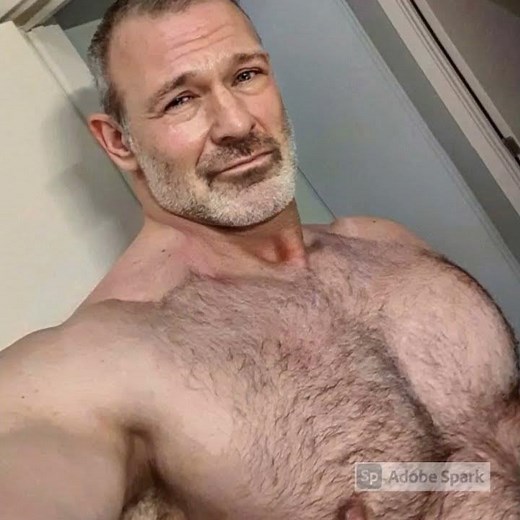 Gay Bear Hairy Chest Love - Gay Bear App Dating