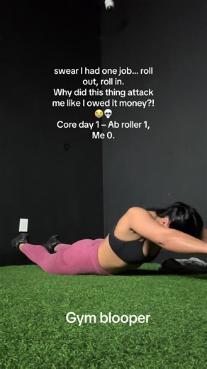 Hilarious Gym Bloopers: Ab Roller Mishap