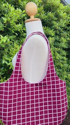 Flip This Bag Inside Out 👀 | Reversible Hobo Bag