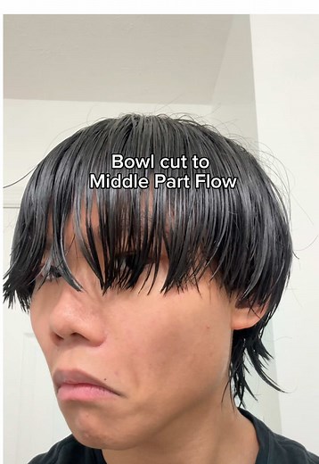 Mastering the Middle Part Hairstyle for Men