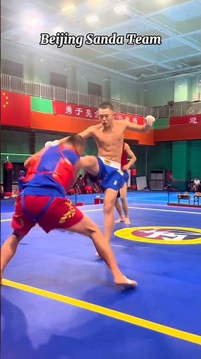 散打实战技巧大公开 北京队员展示制胜法则