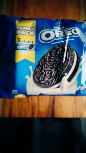 Easy No Bake Oreo Cheesecake