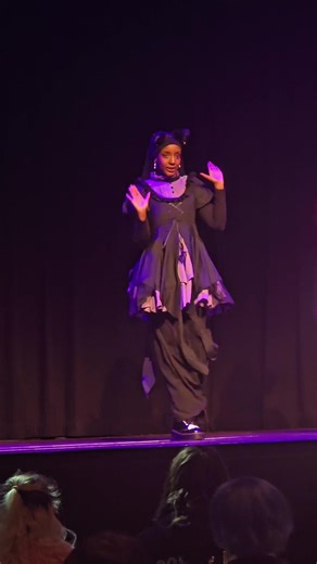 K-POP Dance Performance: Lovin' TWICE's 'Likey'