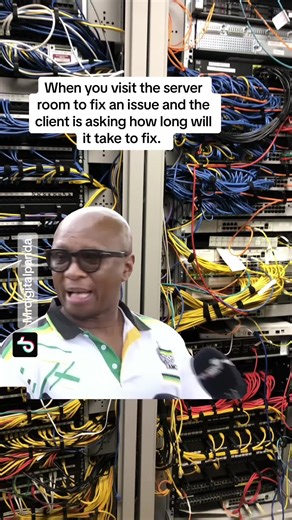 Meme sobre vida de sysadmin e suporte técnico
