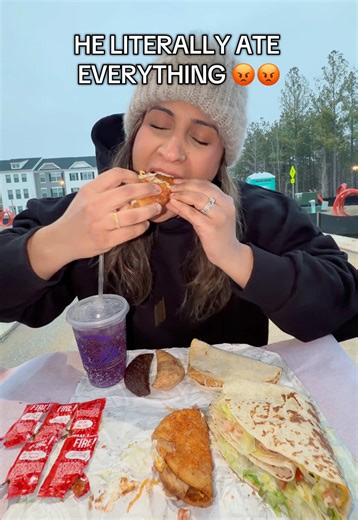 The reason he started eating fast is because everyone's comments! Ya'll need to chill out 😒 The reason he started eating fast is because everyone's comments! Ya'll need to chill out 😒 also the hoodies are from @In Print We Trust and you can use my code: MAIYAAZI for 10% off. The link is in my bio 🫶 #rockpaperscissors #husbandwife #foodchallege #foodreview #rockpaperfoodchallenge