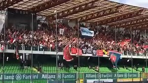 36K views · 680 reactions | Il calcio che ci piace   Ultras di Napoli, Ancona e Borussia Dortmund gemellati sugli spalti  | CalcioNapoli24.it | Facebook
