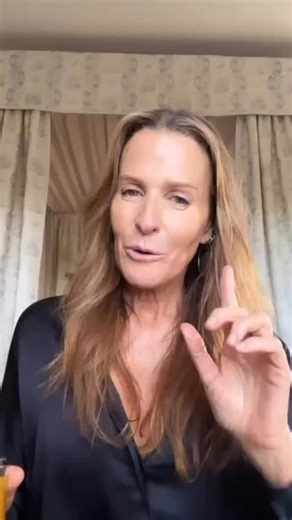 19K views · 134 reactions | ‘Bee Venom’ is she a character from a Batman movie or the best line little line filler I’ve found so far? @mrsrodial @rodialbeauty | India Hicks | Facebook