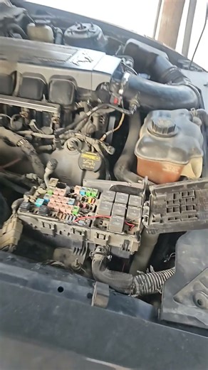 Ford Mustang 2010/PCM Control Relay location Information __