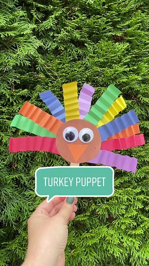 Kid-Friendly Turkey Puppet Craft for Thanksgiving