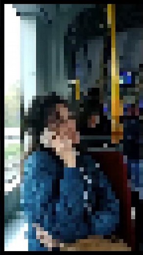 Woman candid crush in train 24