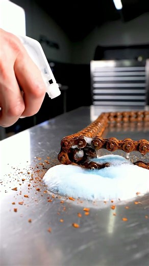 Rusty Bicycle Chain Deep Clean 🔥 | Satisfying Rust Removal