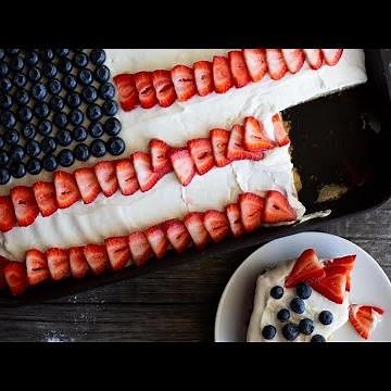 How to Make an American Flag Cake