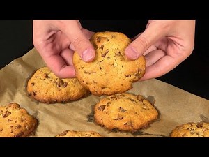 The best NYC Chocolate Chip Cookies! How to bake perfect cookies.