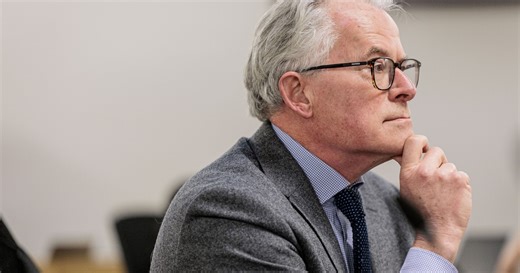 Koen Schuiling (veroordeeld voor masturberen in het openbaar) wil politie- en justitiebaas laten getuigen