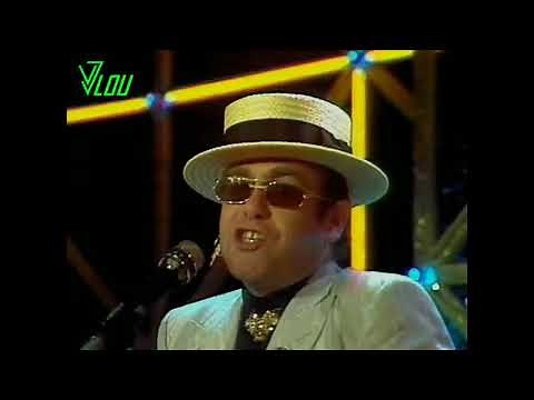 Elton John - I'm Still Standing - 1983 (Saint Vincent) HD & HQ