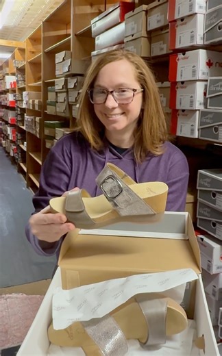 Our spring collection is starting to arrive, so April is here to give you a small preview of what will be available soon!! Tell us, are you ready for sandal season? #springiscoming #sandals | Penn-Lee Footwear