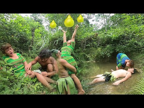 Primitive Life: Save the boy from drowning and help each other find food to survive in the forest