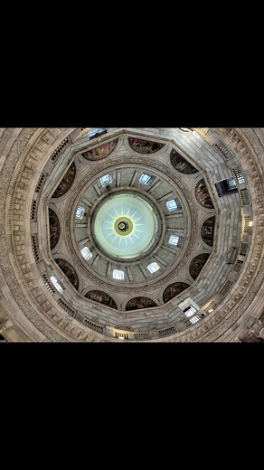 14 reactions | From Antiques to Fossils and Mughal paintings to Egyptian mummies, the Indian Museum in the centre of Kolkata was established in 1814, and is also the oldest and largest museum in India.  Songhi Lee #kolkata #travelindia #lifestyle #travelphotography #memories #instagood #instatravel #fun #indianmuseum #history #LoveIndia #moments #relaxing | Henry Watts | Facebook