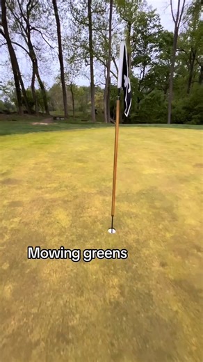 1.6K views | It hard to mow straight and film#golfcoursemaintenance #greensmower | Canpbell | Facebook