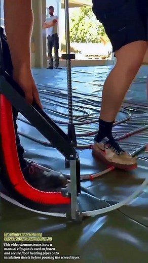 Installing Floor Heating Pipes Using a Manual Clip Gun