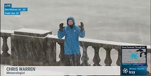 Meteorologist Chris Warren is in Des Moines, IA where Winter Storm #Izzy is in full force. We have LIVE coverage until 1/12c tonight to bring you the latest. | The Weather Channel