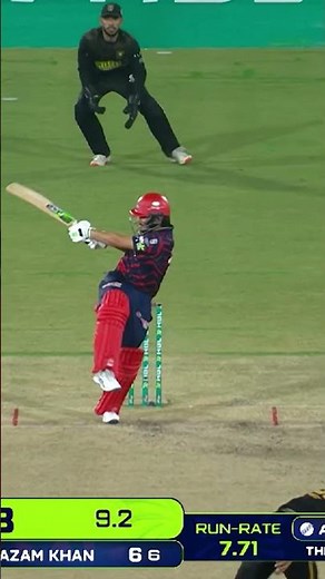 Saad Baig goes back-to-back with boundaries against Akif Javed 🔥#HBLPSL11 | #NewEra | #KKvHK MZB1K