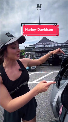 Sun, fingerprints, rain, heat… Your Harley screen takes all of it daily. Matte finish reduces glare Anti-fingerprint keeps it clean UV blocking protects long term Rain beads right off Dry install means no glue touching your screen #screenprotector #harley #harleydavidson #harleyaccessories #antiglare