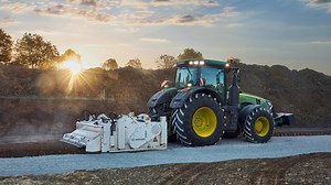 Construction Site Action: Excavators and Tractors in 4K with Maaßen Earthworks