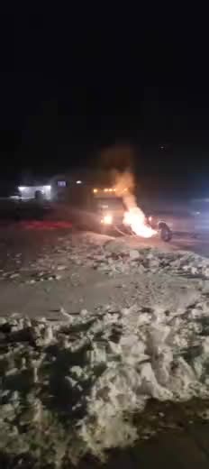 When your mom uses her Ford F250 to tow out FedEx! #ford #f250 #fyp #snow #foryoupage