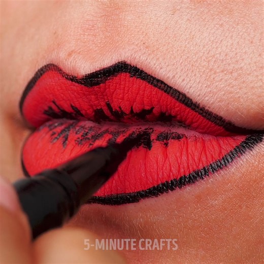 76K views · 121 reactions | Fun Lipstick Ideas That'll Have You Saying, 'Lips Without Lipstick Are Like Cake Without Frosting... Still Good, but Not as Fun! | 5-Minute Crafts GIRLY | Facebook