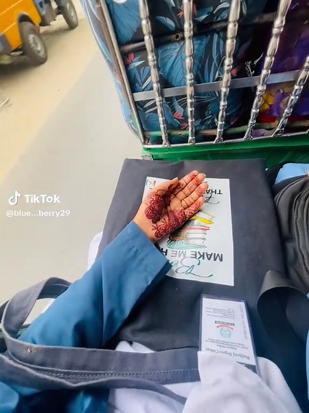 Pain changes people some become rude some become silent💚🥲#viralvideo🔥 #।tiktokbangladesh🇧🇩তাকেtiktok #foryoupage #bdtiktokofficial🇧🇩 #trendingsong @tiktokbangladeshofficial #viralvideo